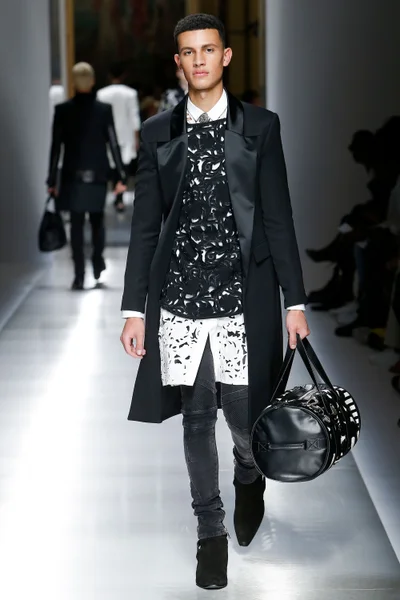 Look 61